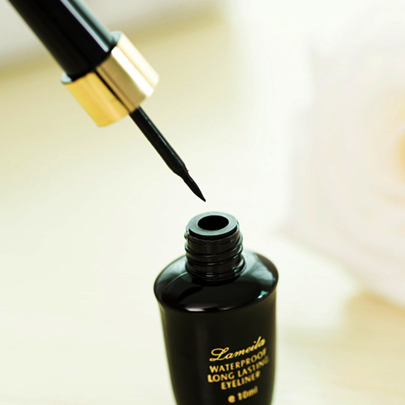 Long-lasting hard-tipped gel e - Correction Pen Fine のレビューと価格