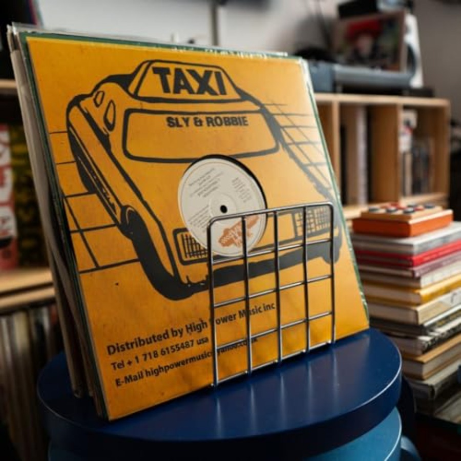 Churvy Record and Book Stand - - Magazine Holder Rack のレビューと価格