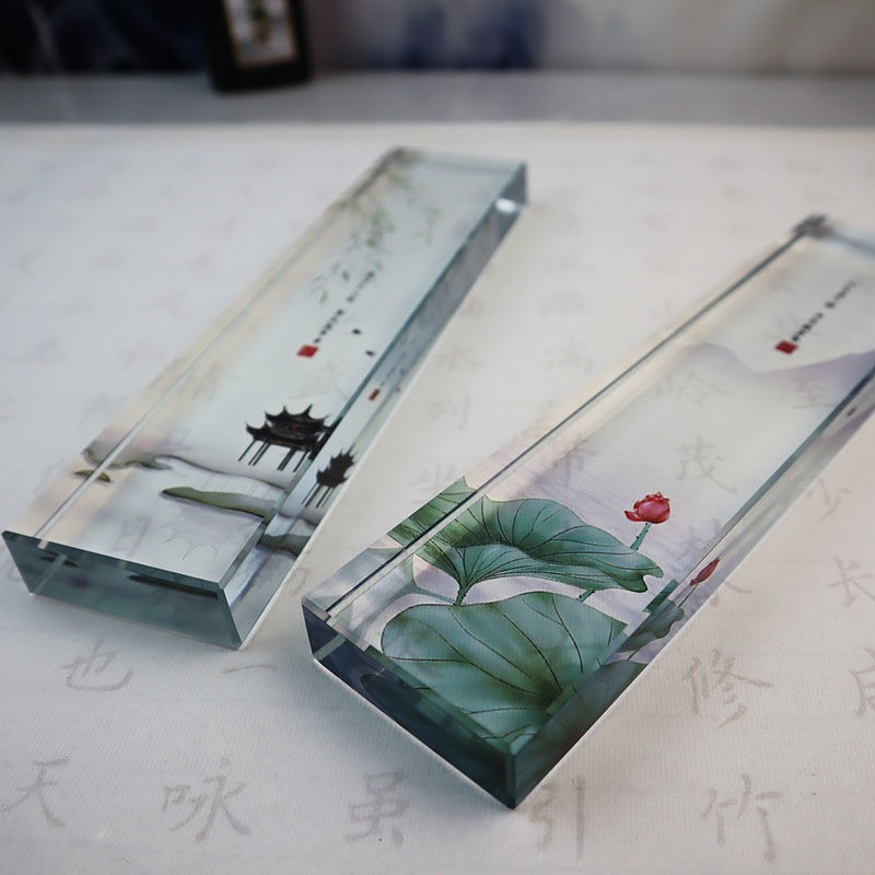 Glass Paperweight Traditional  - Book Weight Glass のレビューと価格